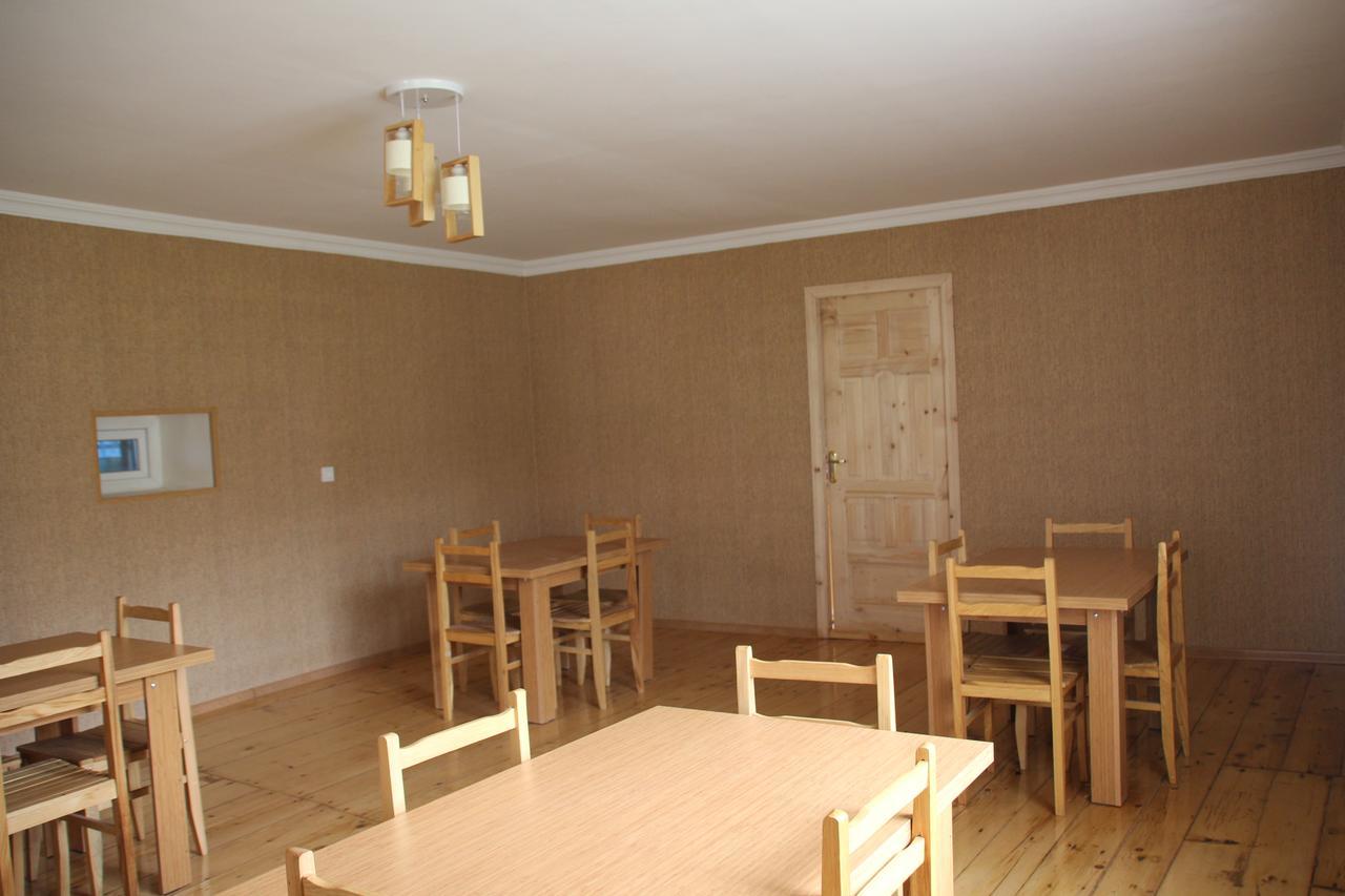 Guesthouse Qarim Mestia Ngoại thất bức ảnh