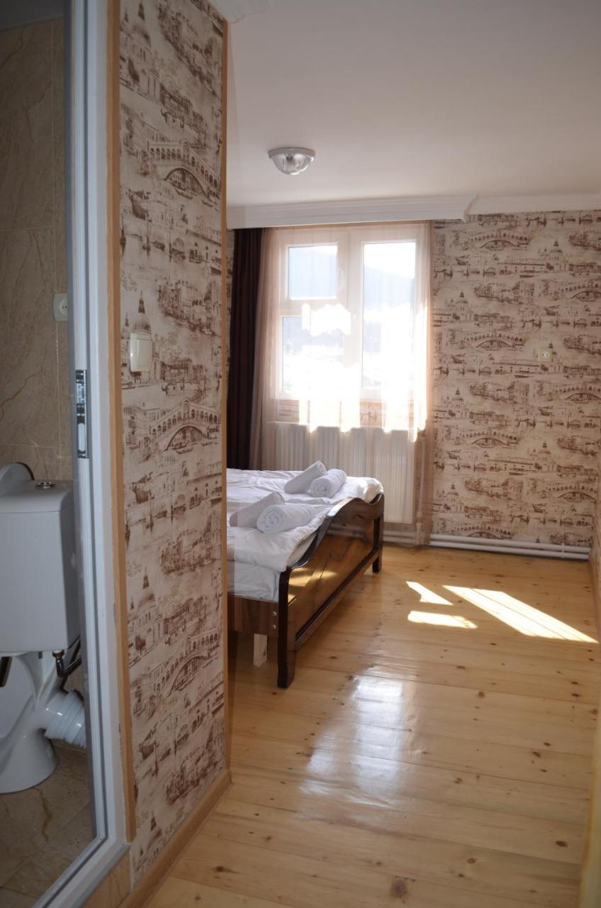 Guesthouse Qarim Mestia Ngoại thất bức ảnh