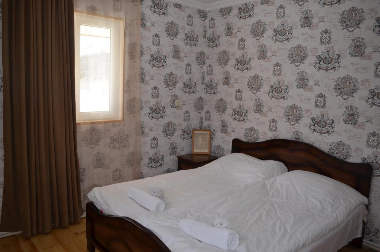 Guesthouse Qarim Mestia Ngoại thất bức ảnh