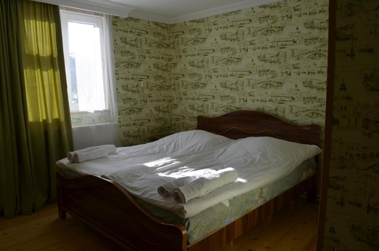 Guesthouse Qarim Mestia Ngoại thất bức ảnh